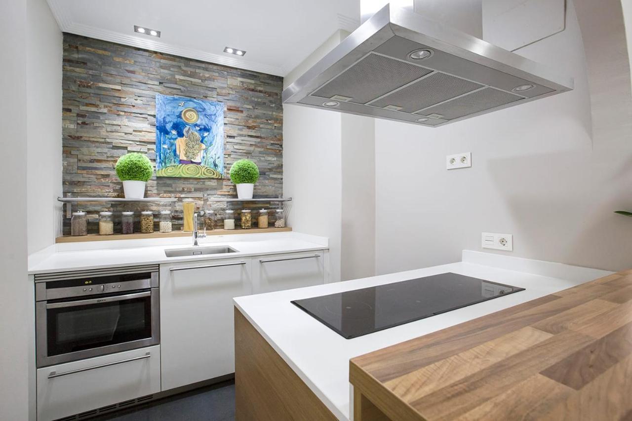 Habitacion En Vivienda Gran Via ビルバオ エクステリア 写真