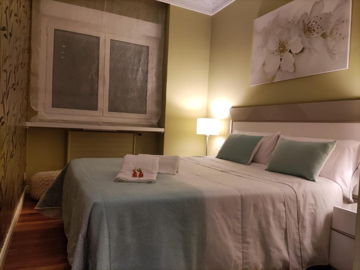 Habitacion En Vivienda Gran Via ビルバオ エクステリア 写真